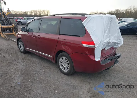 2013 Toyota Sienna Xle from USA, damaged, VIN 5TDYK3DC1DS390841